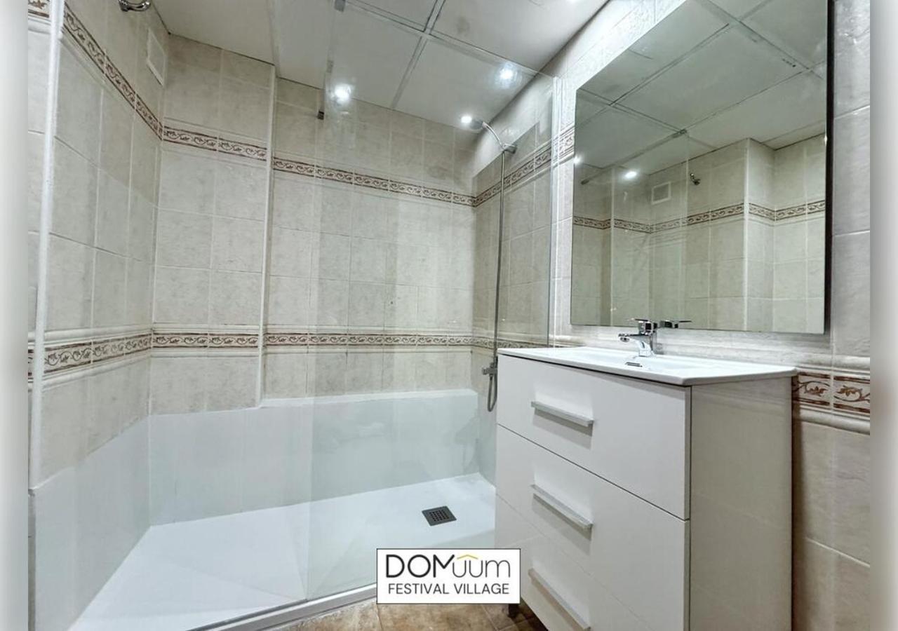 Domuum Holidays - Festival Village ซาลอว์ ภายนอก รูปภาพ